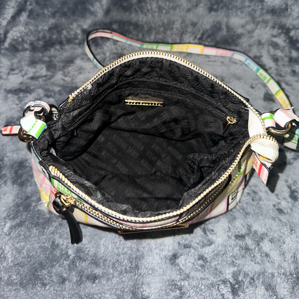Steve Madden - Picture 8 of 11